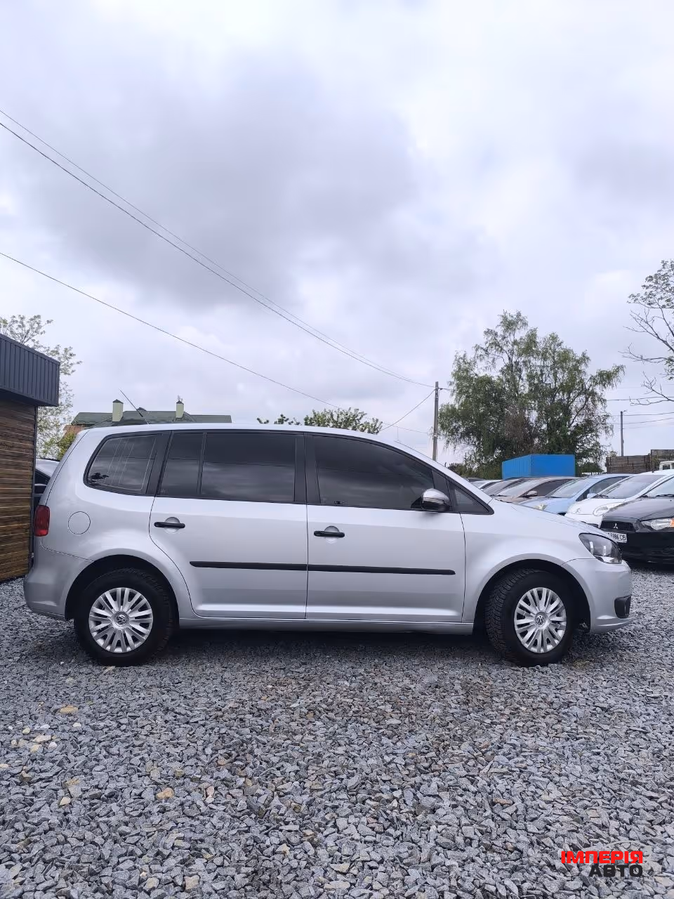 Volkswagen Touran - фото 6