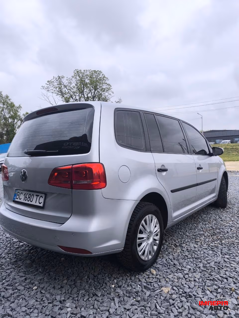 Volkswagen Touran - фото 7