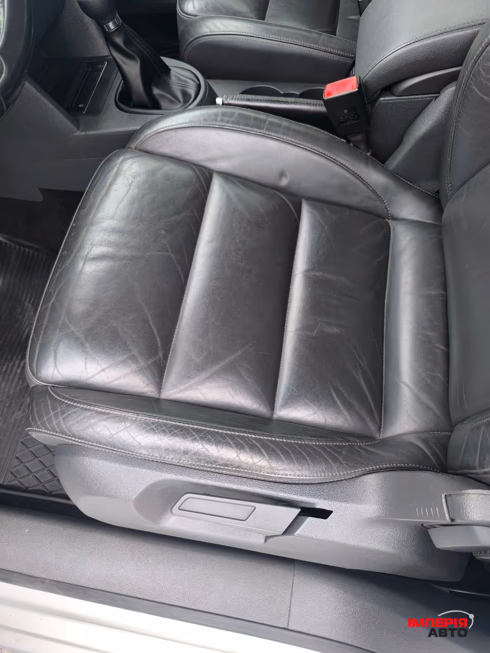 Volkswagen Touran - фото 20