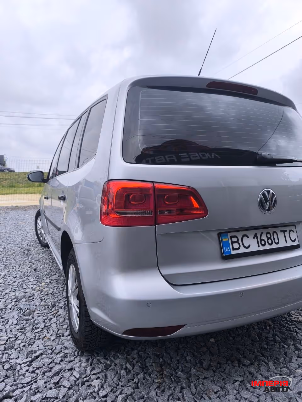 Volkswagen Touran - фото 11