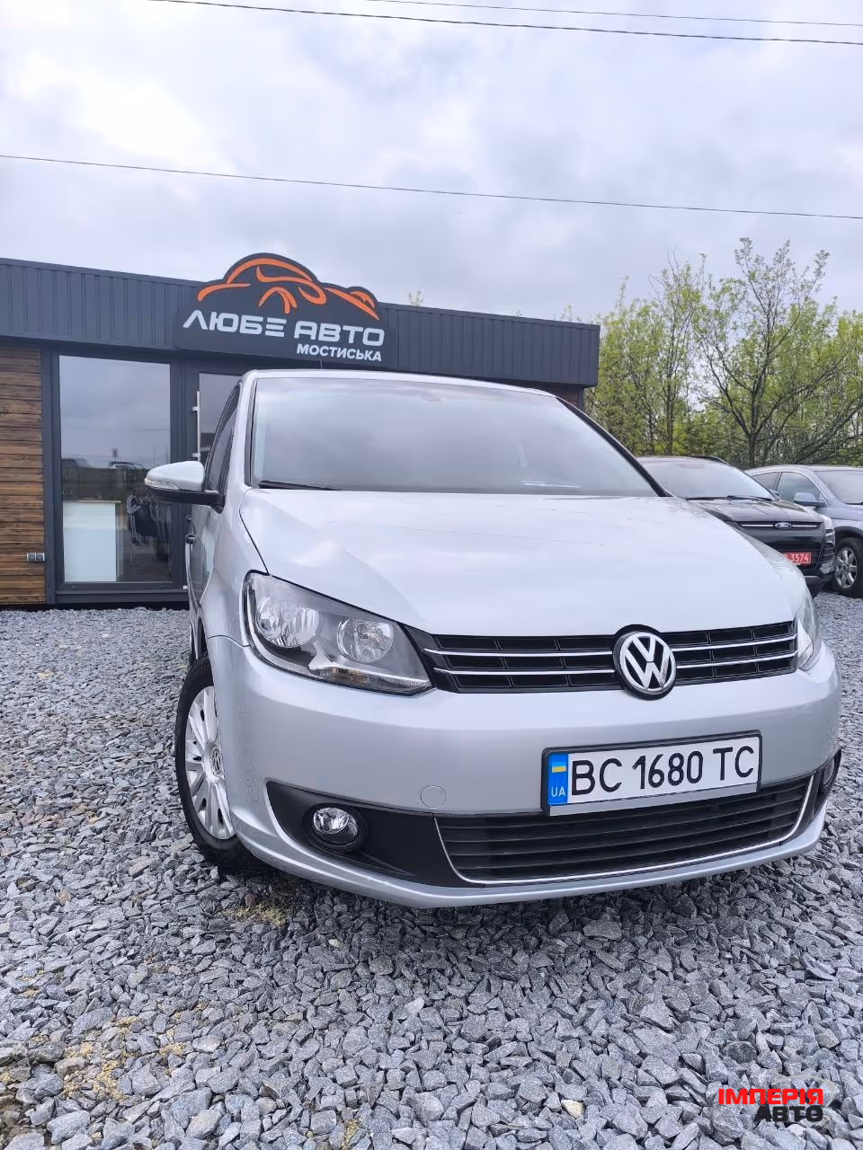 Volkswagen Touran - фото 3