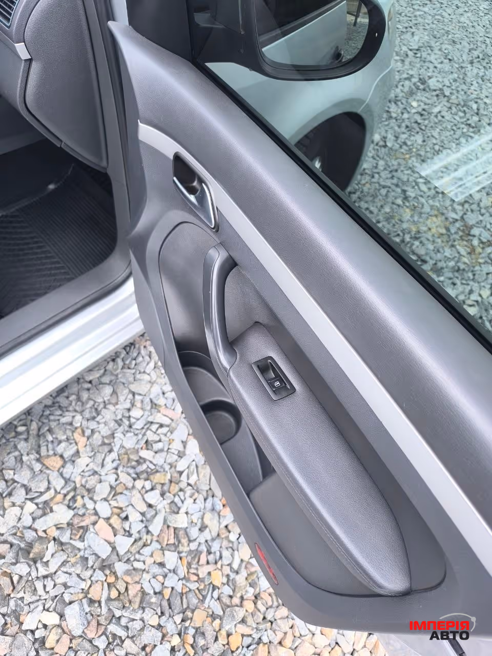Volkswagen Touran - фото 30