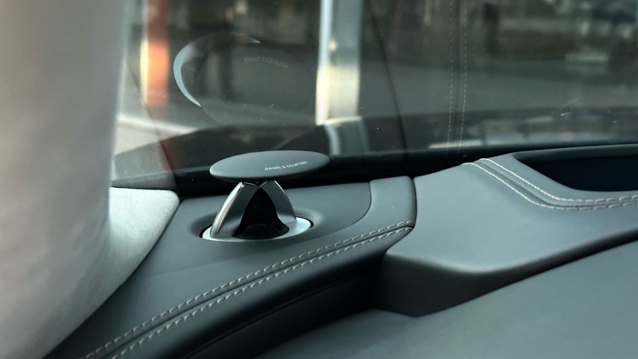 Audi A8 - фото 41