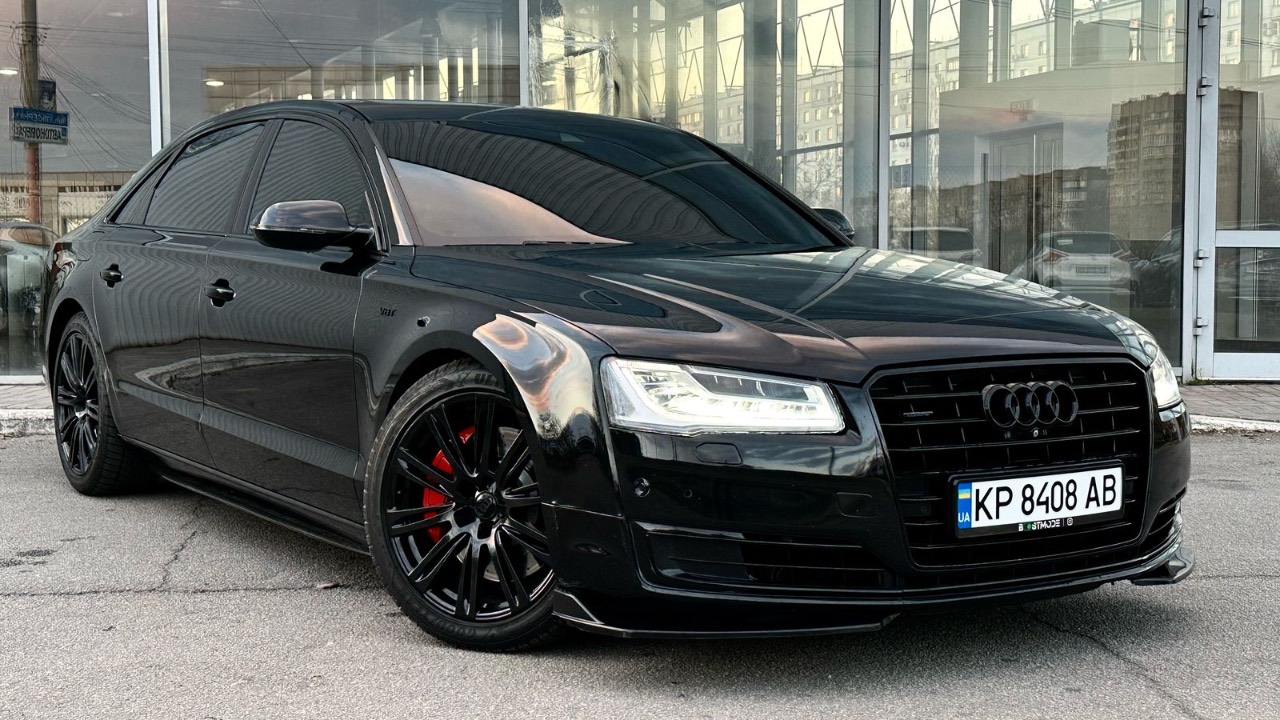 Audi A8 - фото 17