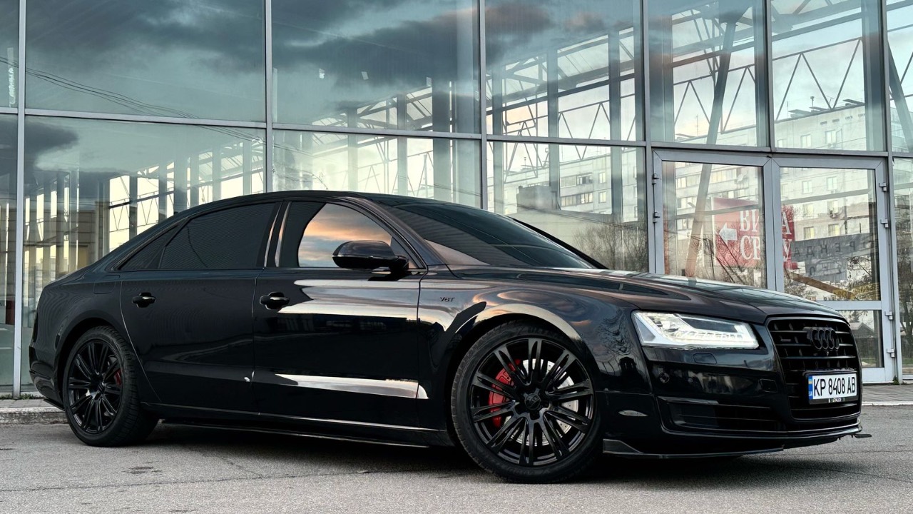 Audi A8 - фото 3