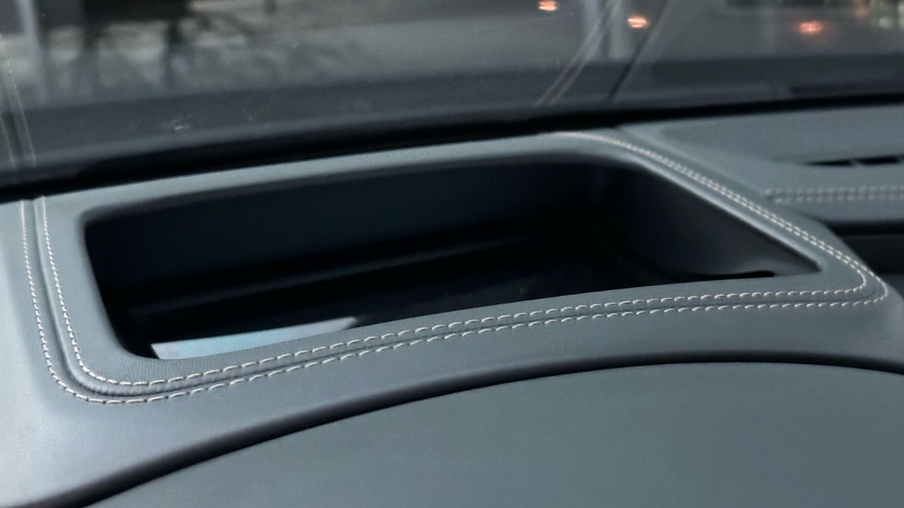 Audi A8 - фото 38