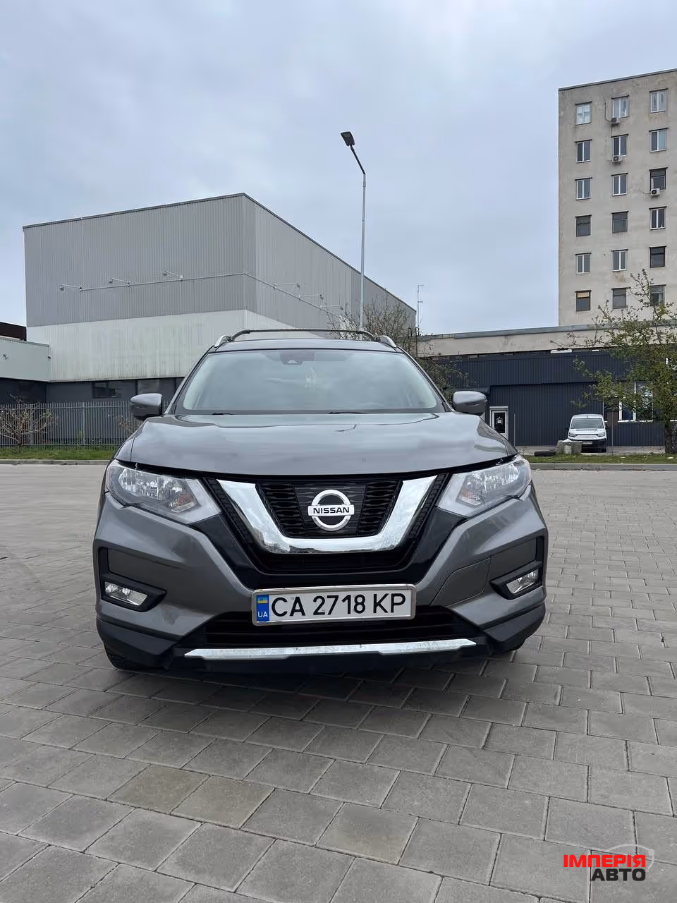 Nissan Rogue - фото 1