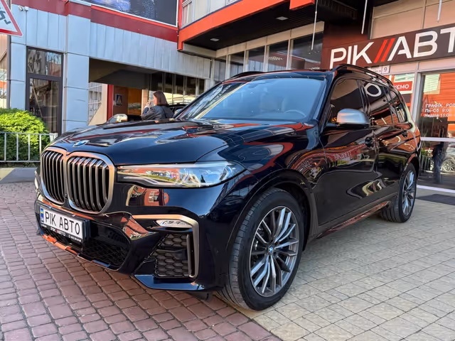 BMW X7 - фото 2