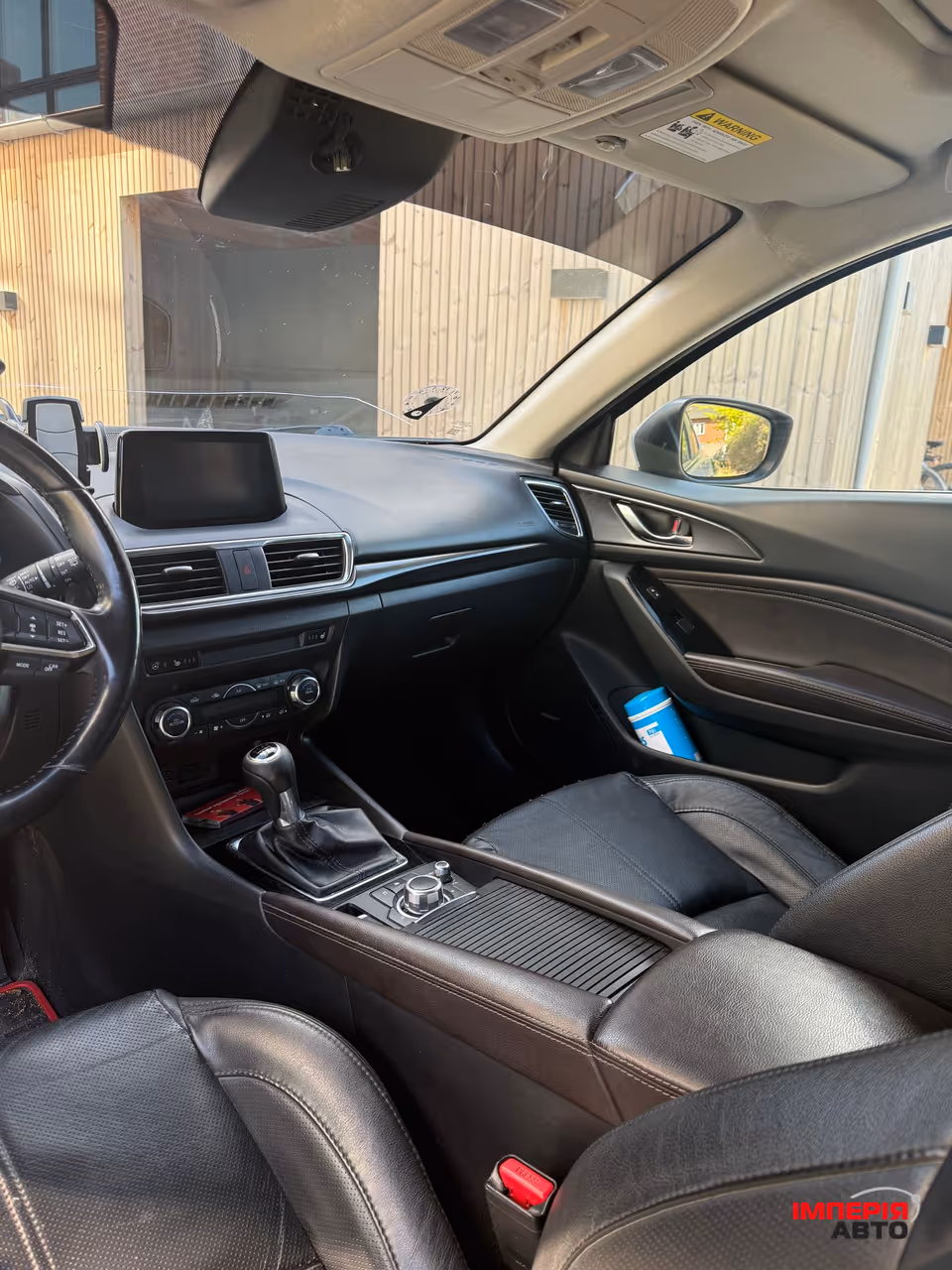 Mazda 3 - фото 3