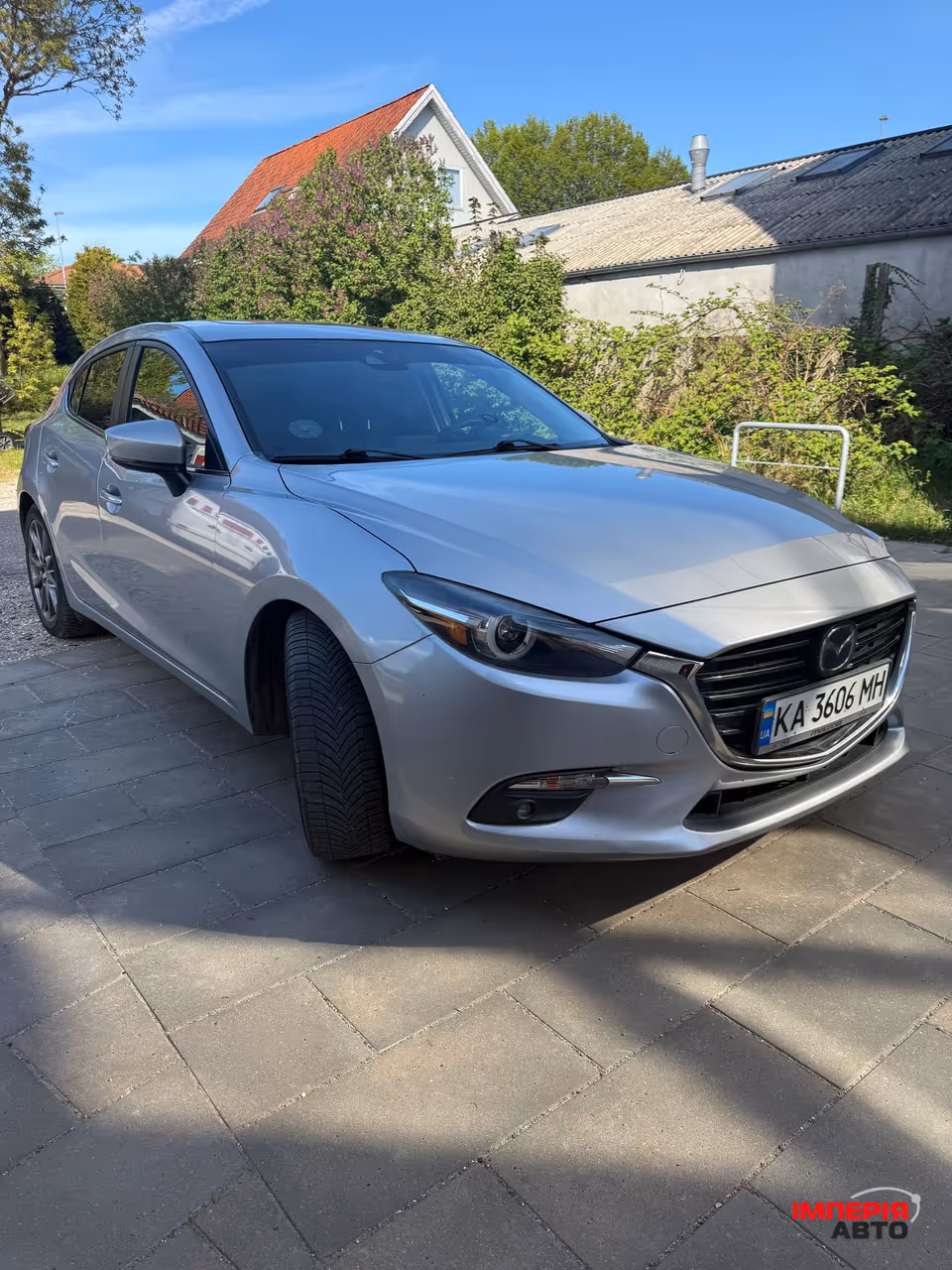 Mazda 3 - фото 9