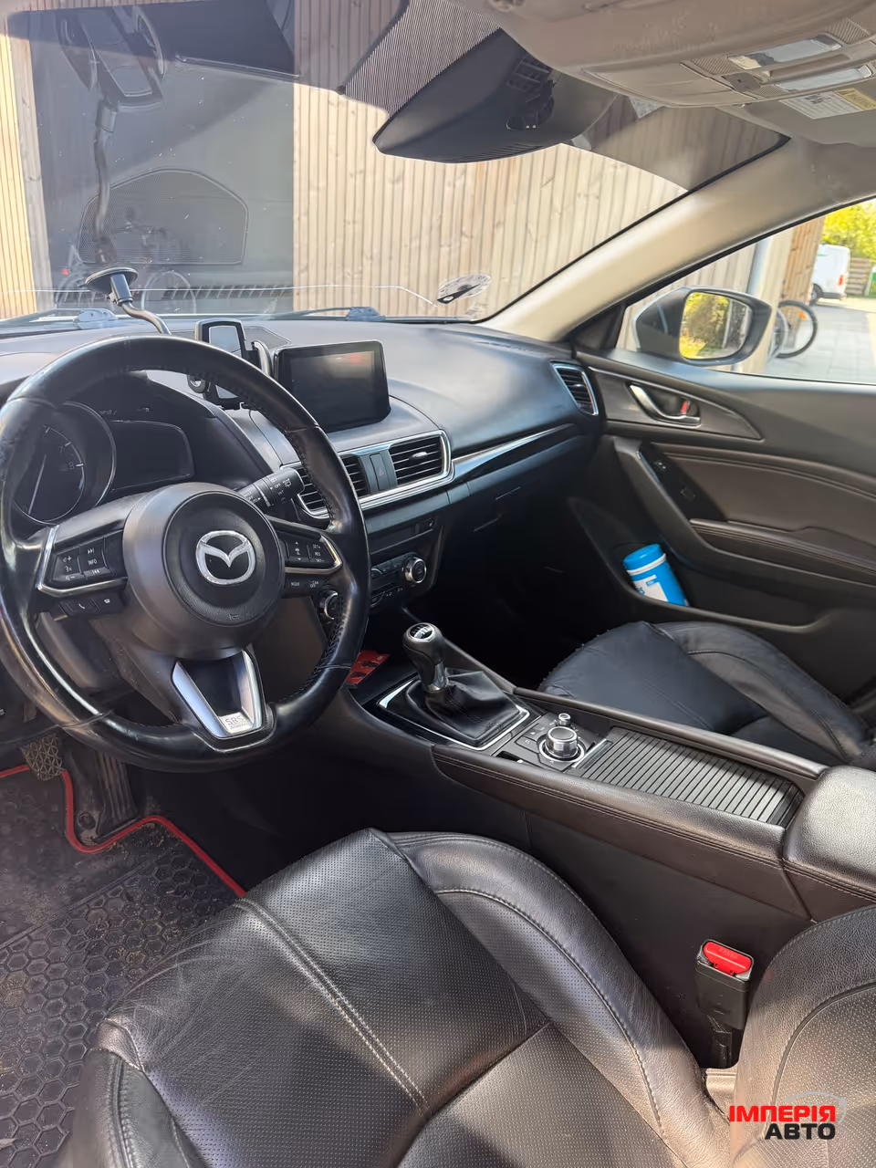 Mazda 3 - фото 2