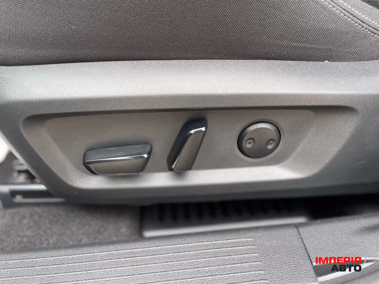 Nissan Rogue - фото 15