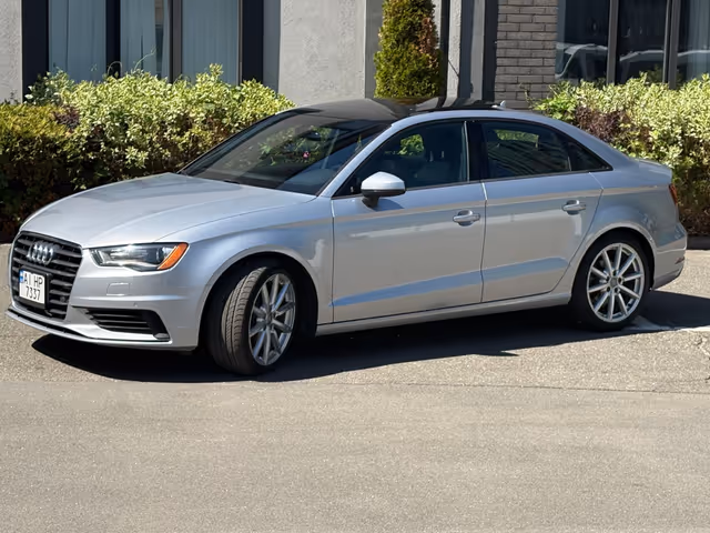 Audi A3 - фото 1