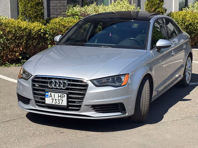 Audi A3 - фото 2