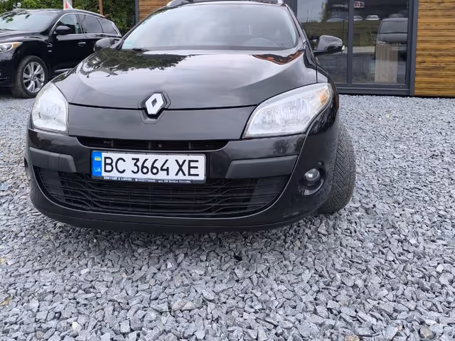 Renault Megane - фото 1