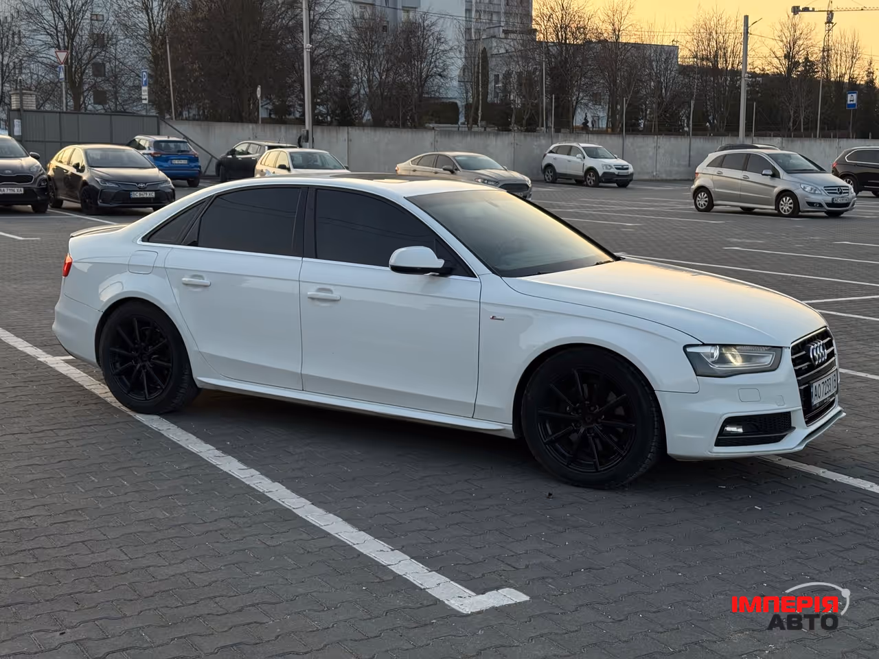Audi A4 - фото 6