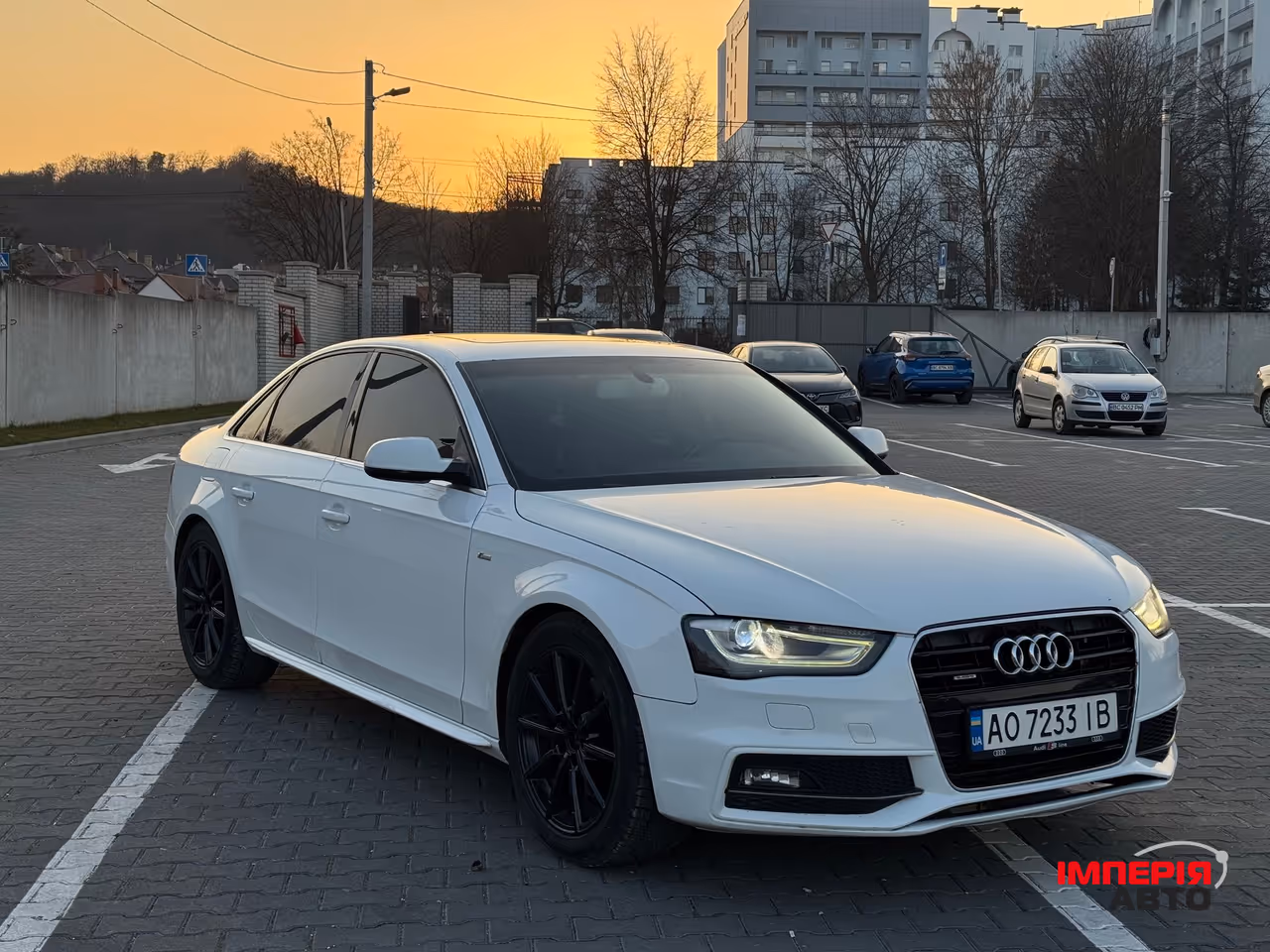 Audi A4 - фото 7