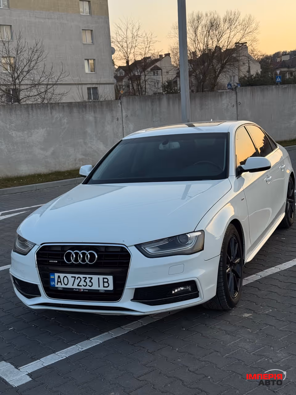 Audi A4 - фото 1