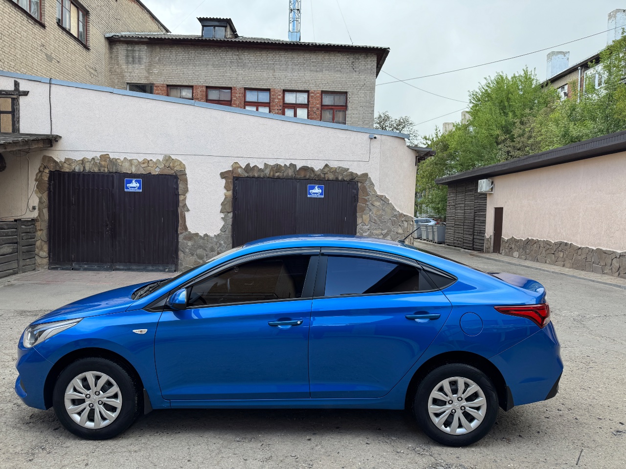 Hyundai Accent - фото 8