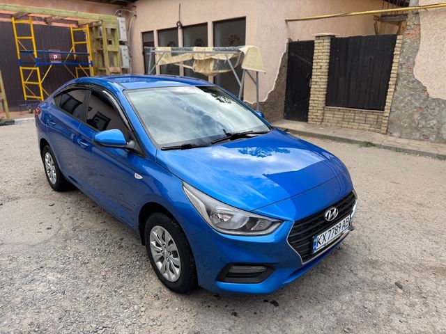 Hyundai Accent - фото 5