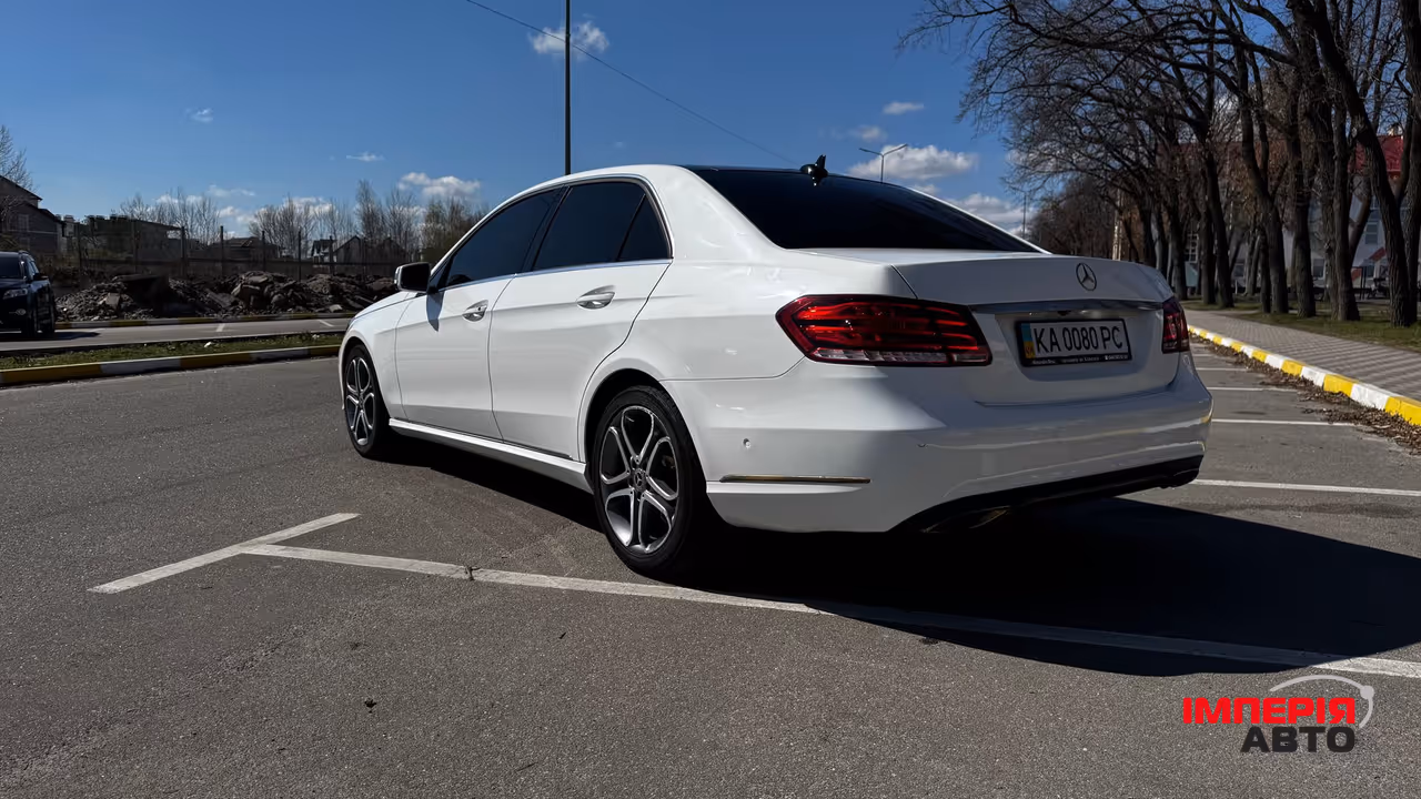 Mercedes-Benz E-Класс - фото 7