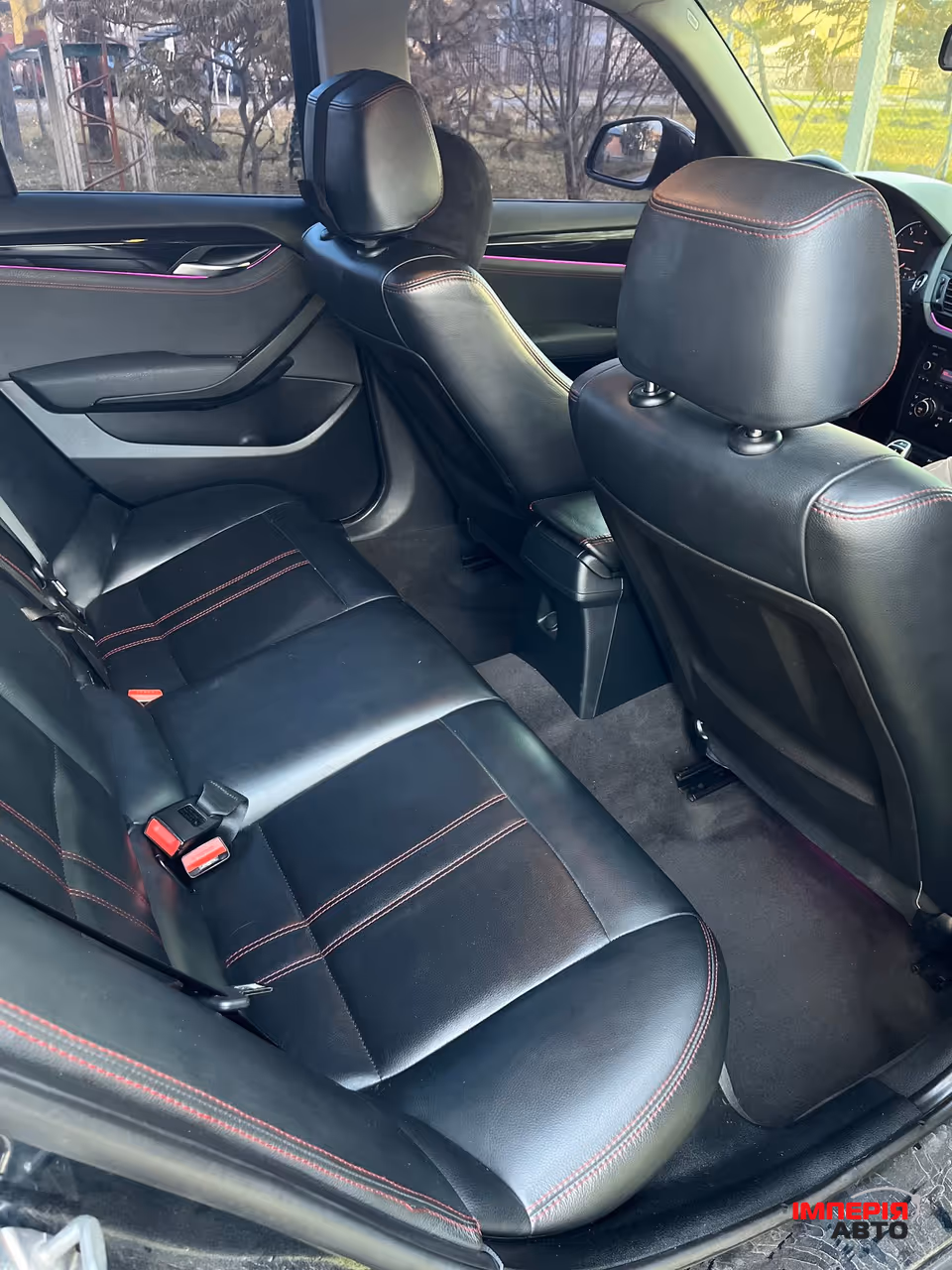 BMW X1 - фото 11