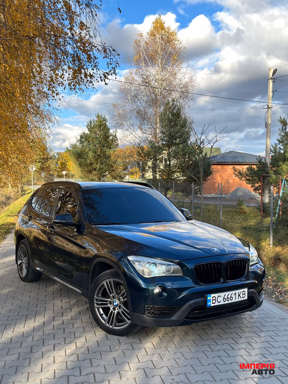 BMW X1 - фото 1