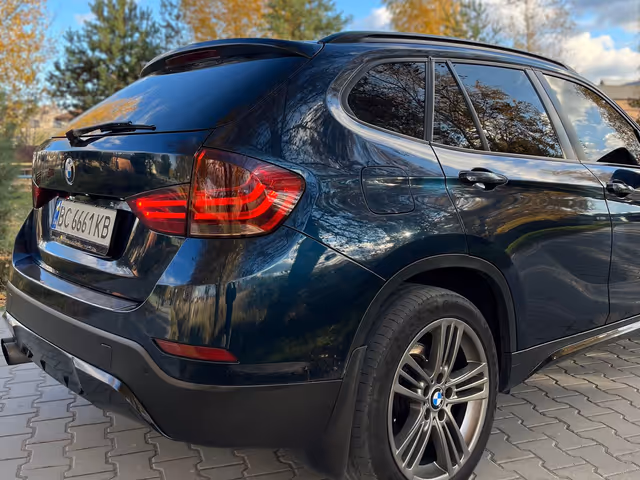 BMW X1 - фото 5