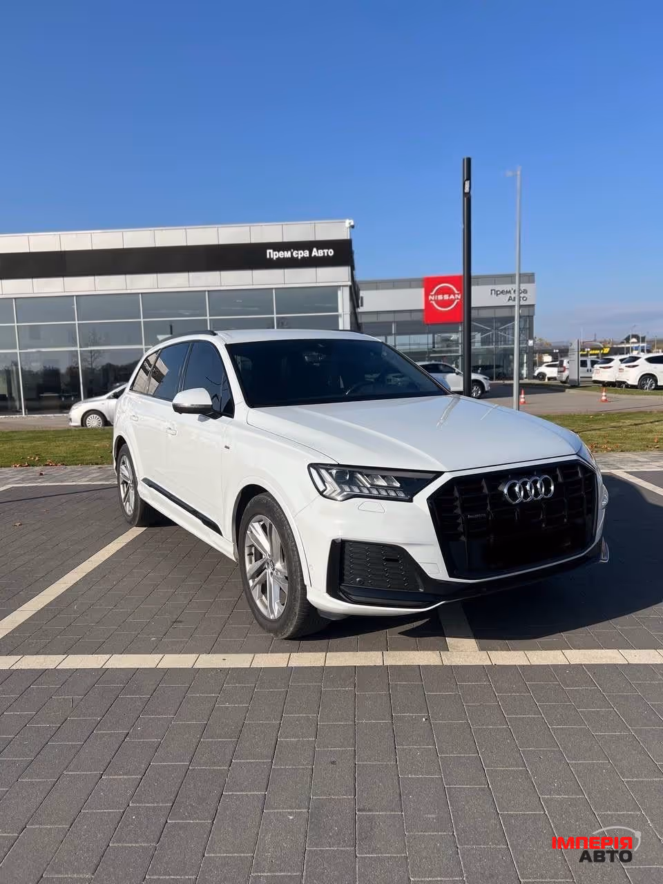 Audi Q7 - фото 15