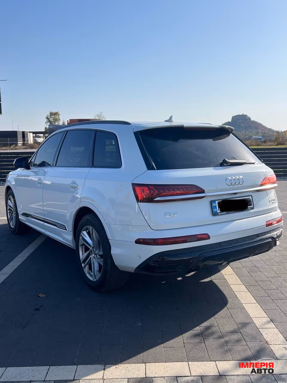 Audi Q7 - фото 6