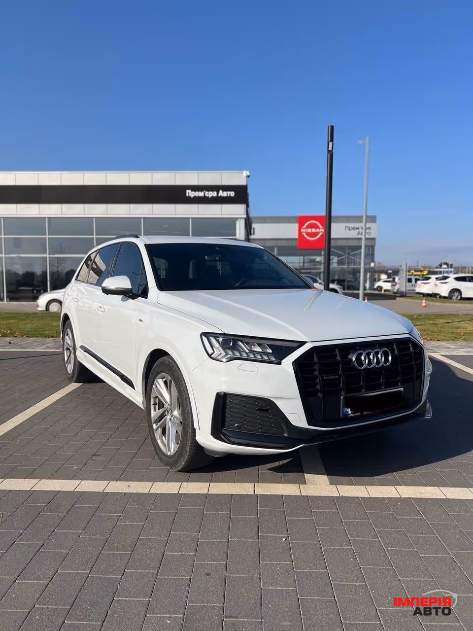 Audi Q7 - фото 14