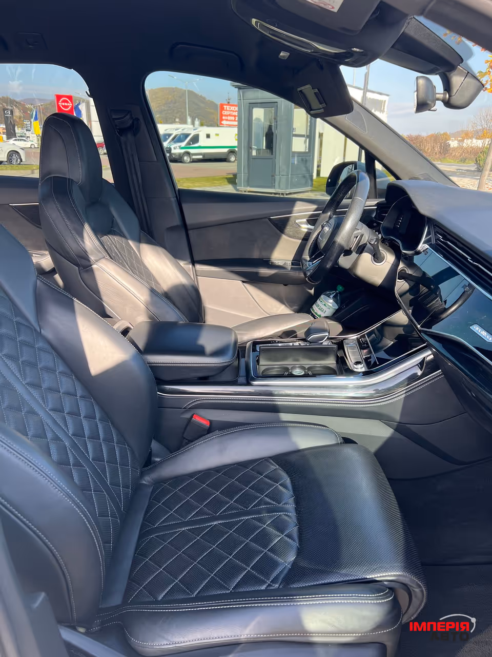 Audi Q7 - фото 29