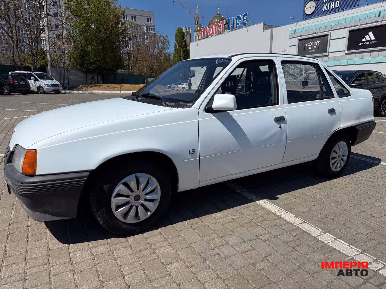 Opel Kadett - фото 12