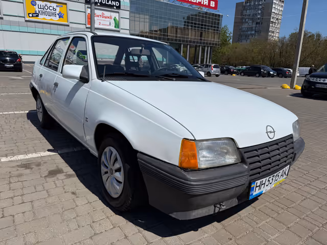 Opel Kadett - фото 1