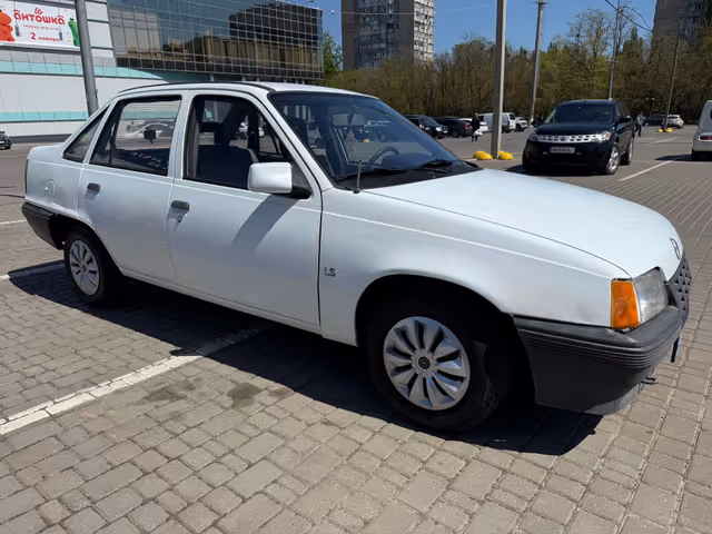 Opel Kadett - фото 5
