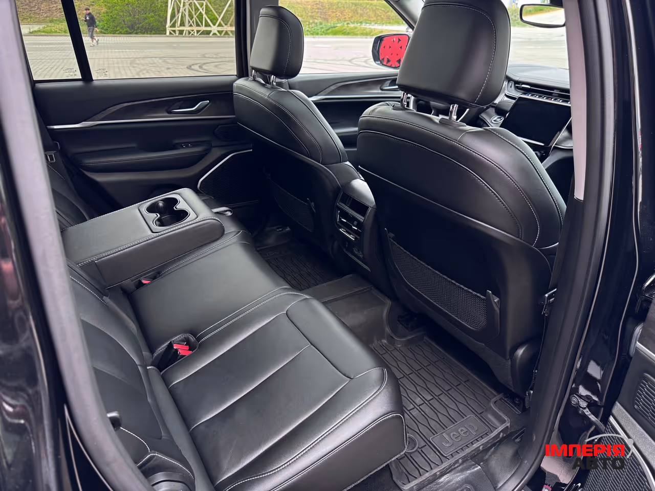 Jeep Grand Cherokee - фото 31
