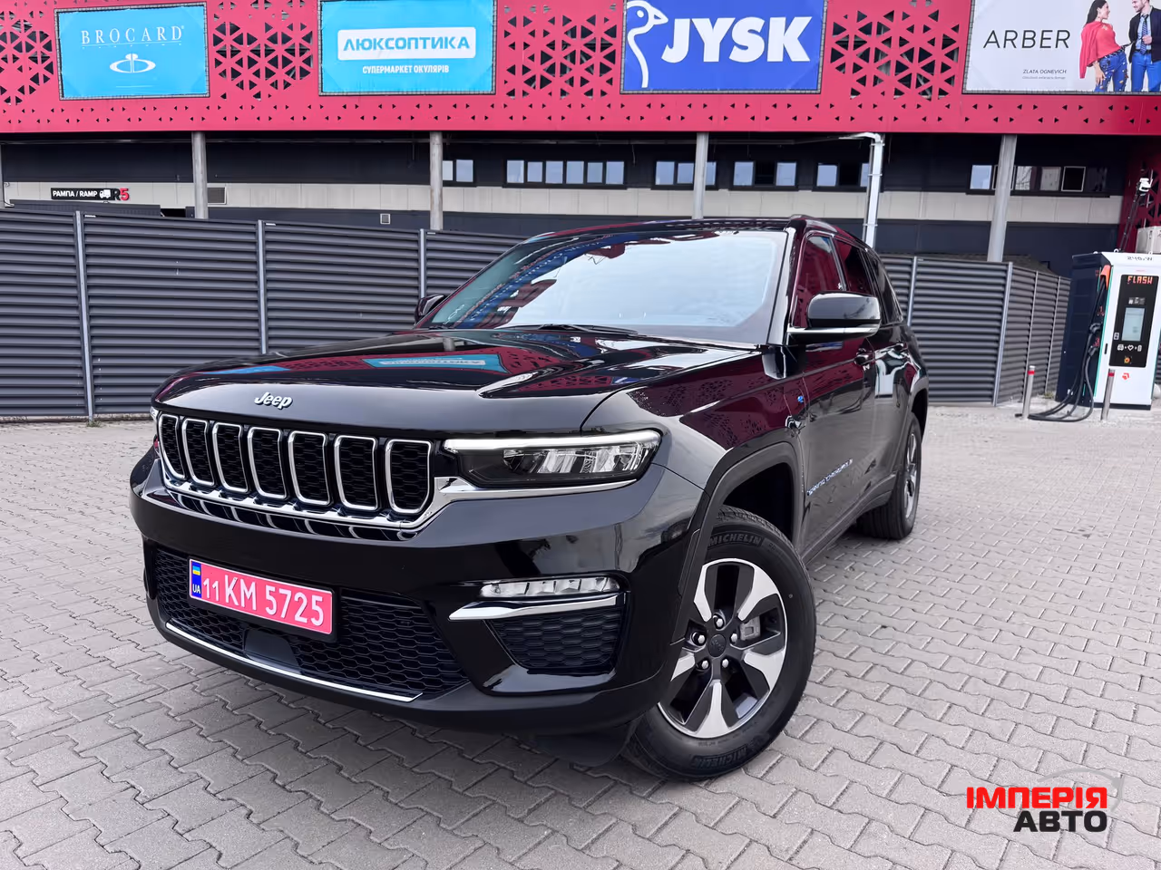 Jeep Grand Cherokee - фото 1