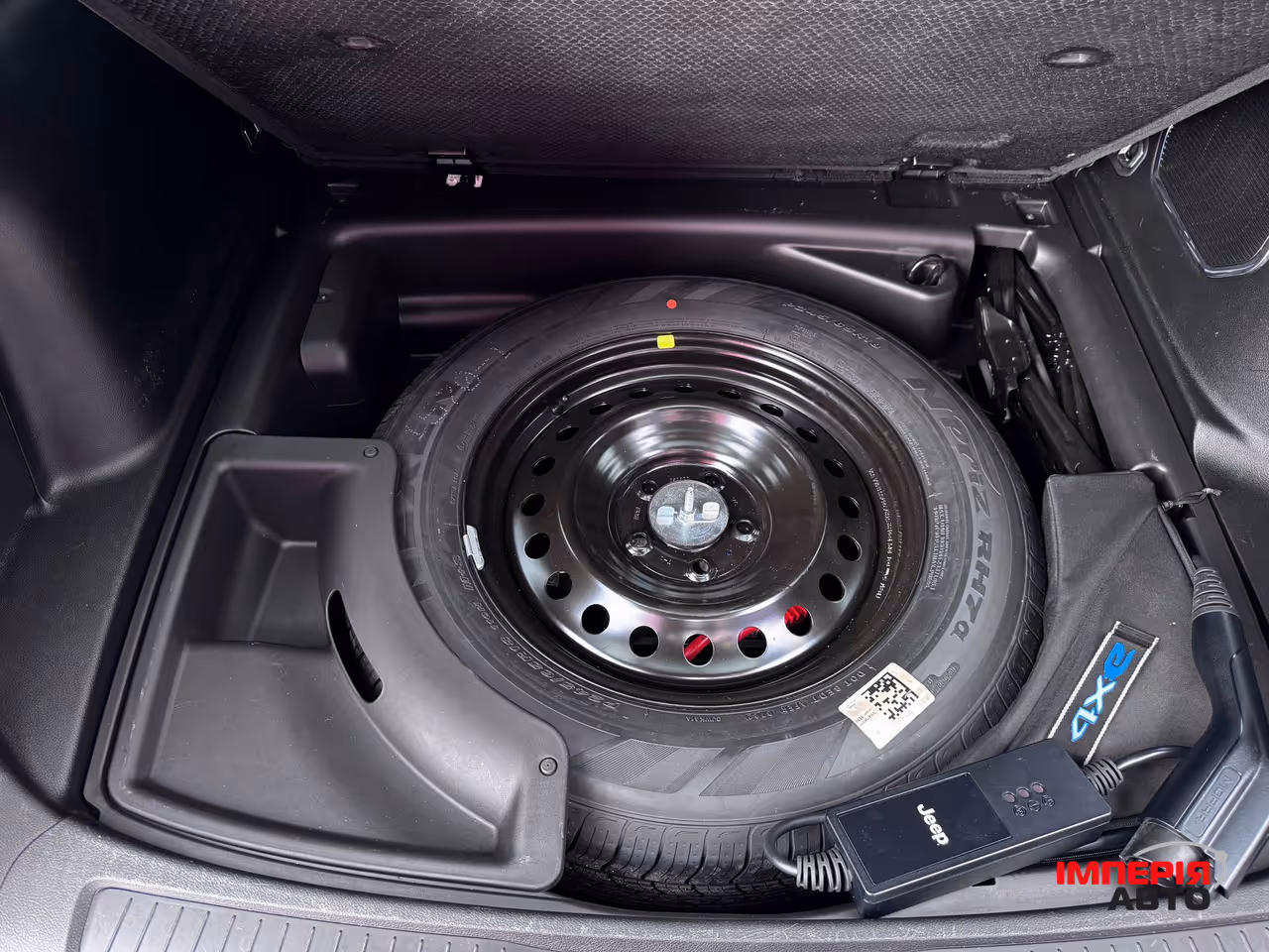 Jeep Grand Cherokee - фото 36
