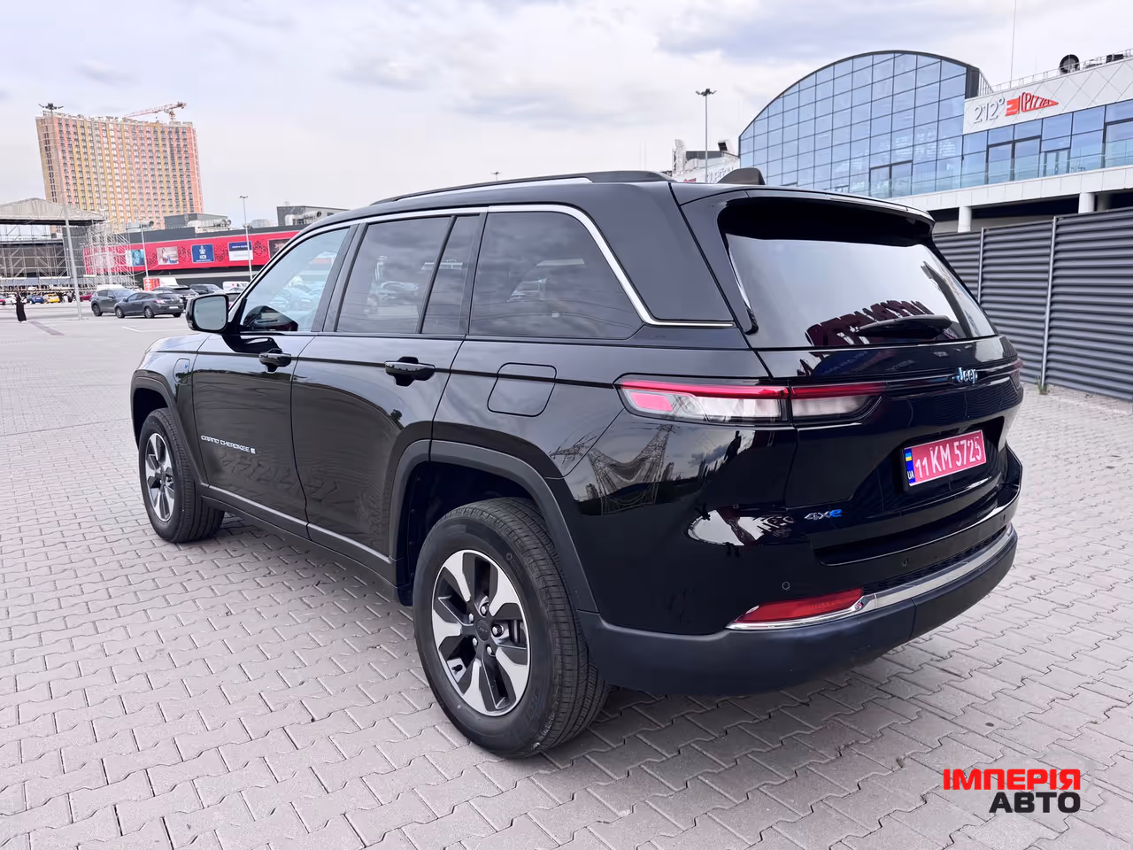 Jeep Grand Cherokee - фото 4