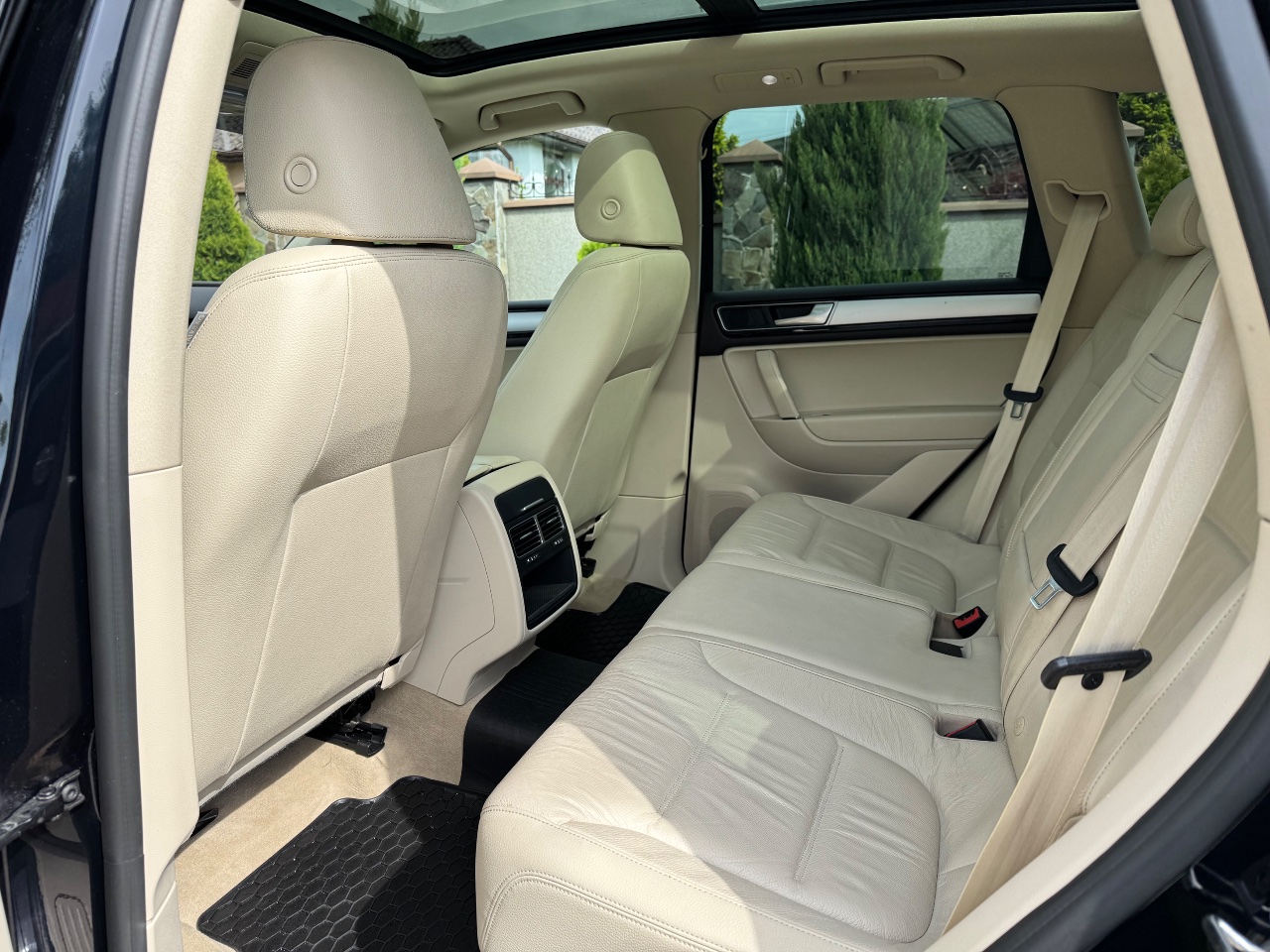 Volkswagen Touareg - фото 21