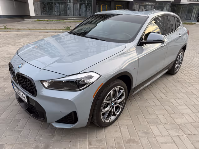 BMW X2 - фото 1