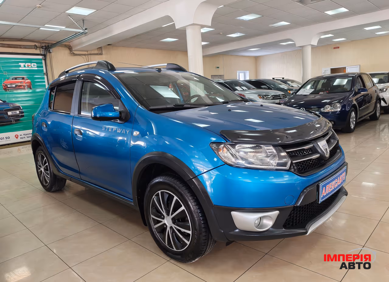 Dacia Sandero - фото 5