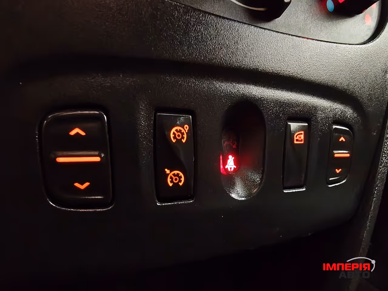 Dacia Sandero - фото 10