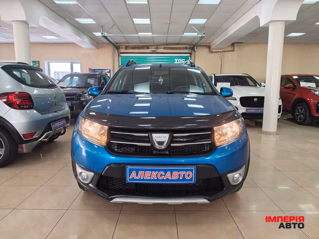 Dacia Sandero - фото 6