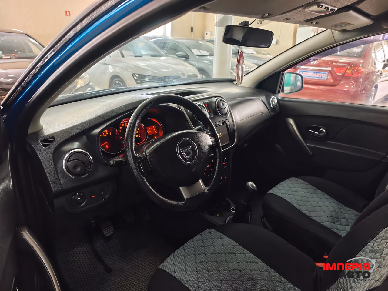 Dacia Sandero - фото 8