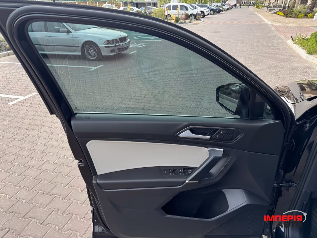 Volkswagen Tiguan - фото 22