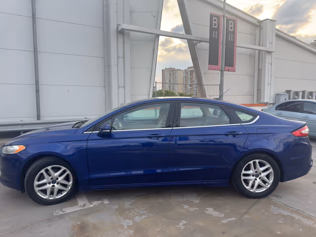 Ford Fusion USA - фото 4