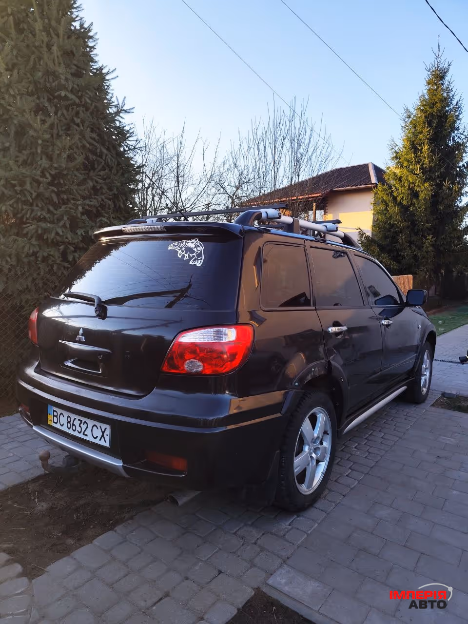 Mitsubishi Outlander - фото 4