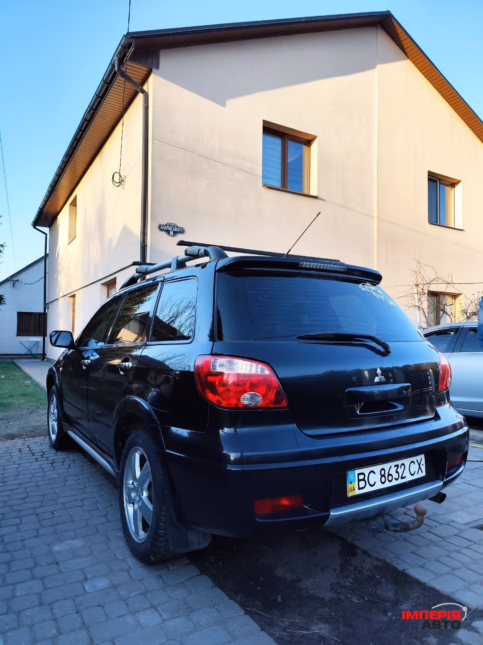 Mitsubishi Outlander - фото 5