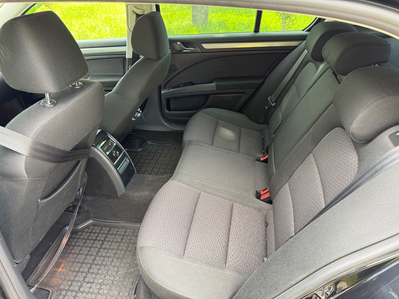 Skoda Superb - фото 15